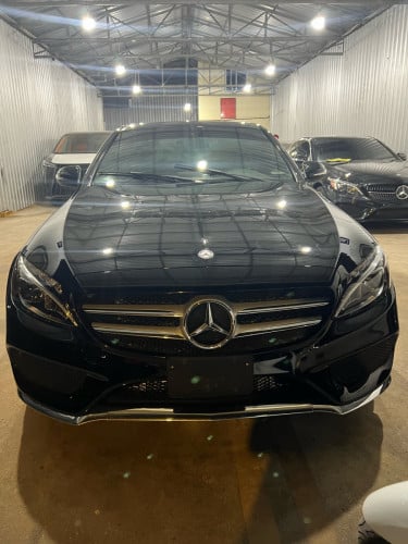 MERCEDES BENZ C300 AMG LINE⚜️FULL option សោរ2គ្រាប់