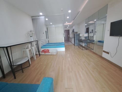 Nice Condo for rent at Olympia City