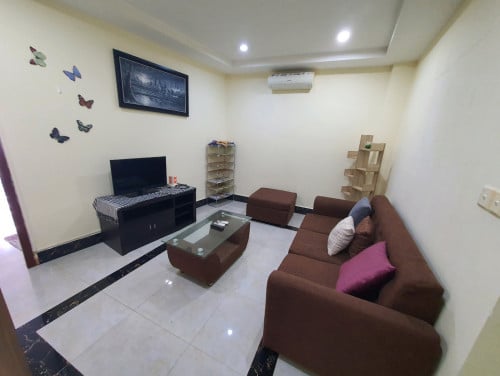 Nice Western 1Bedroom2Baths Apartment Elevator near Sorya Mall France Institute