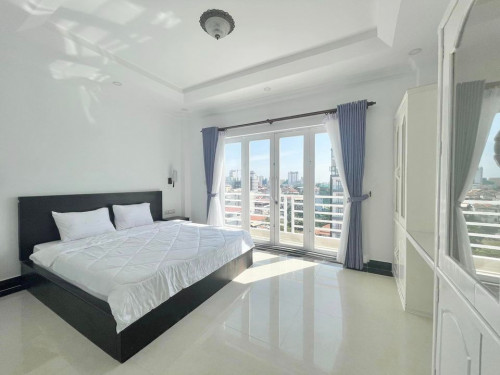 Pool Gym 2Bedroom Apartment Russian Market