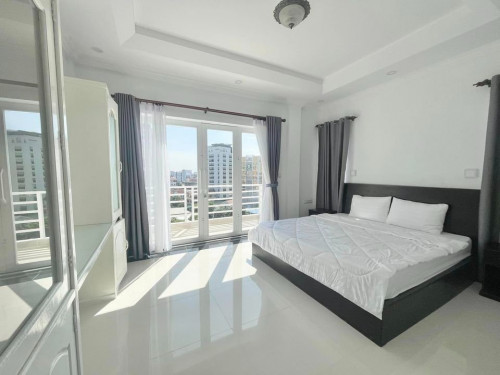 Pool Gym 2Bedroom Apartment Russian Market