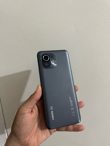 Sell Xiaomi Mi11 5G ram8+8g rom256g Sim2 global 98.9%