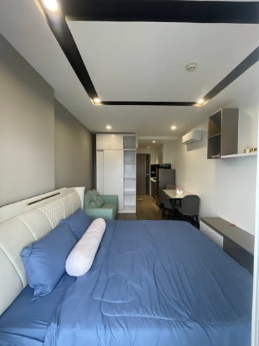 Studio Sihanouk near Chinatown