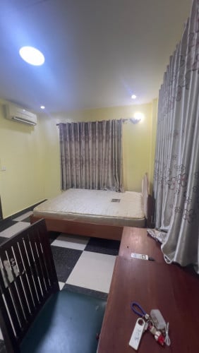 បន្ទប់ជួល មានជន្តើរយន្ត