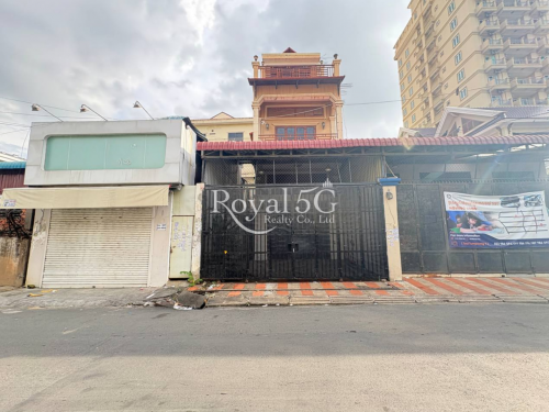 ផ្ទះសម្រាប់ជួលក្បែរផ្សារទួលទំពូង