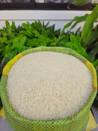 អង្ករស្រង៉ែ