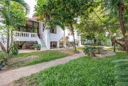 ផ្ទះវីឡាឣាយុកាលជិត 100 ឆ្នាំសម្រាប់លក់