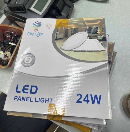 អំពូលពិដាន 24W ( ពណ៍ស/6500K )