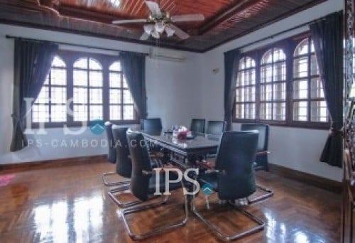 #ForSale 🏙 595 Sqm Land Villa  – BKK1, Phnom Penh
