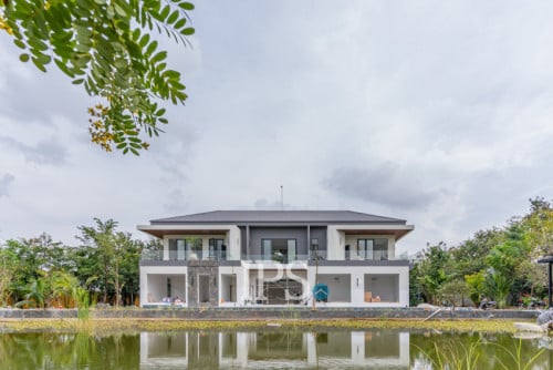 #ForSale 🏡 10 Bedroom Luxury Villa – Koh Kra Bei, Phnom Penh