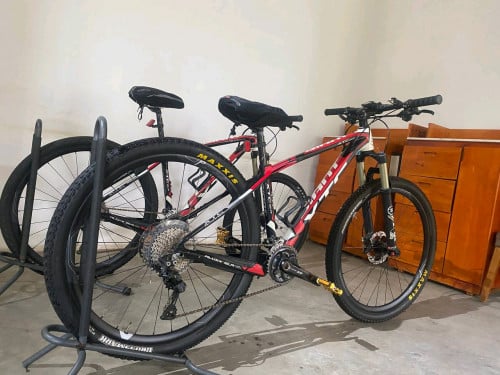 កង់លក់ Giant