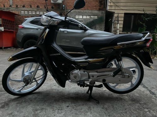 លក់ម៉ូតូHonda Dream 22ក្បាល63តម្លៃ