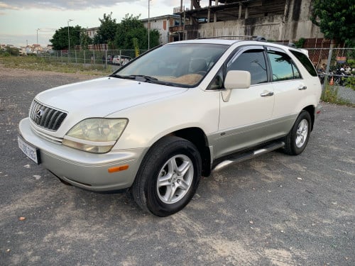 លក់LEXUS RX300 ឆ្នាំ2001 ប៉ុង1