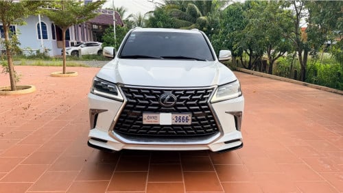 🚘 2017 LX 570 full option (Arab) V8 (5.7L) ម្ចាស់ទិញខ្លាញ់គោស្រុកខ្មែរ