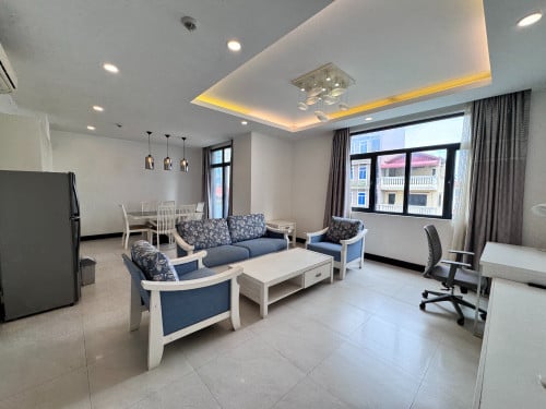 1BR Service Apt For Rent- Near Calmet Hospital, Daun Penh