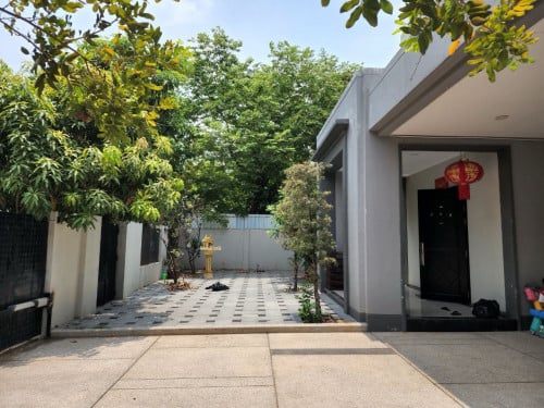 6 Bedroom Villa for Rent in Borey Chipmong 598