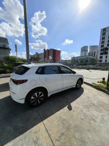 Byd e2 2024