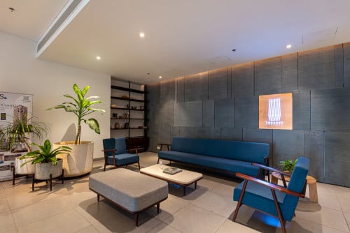 Condo 1 Bedroom For Rent in BKK1 At Embassy Central