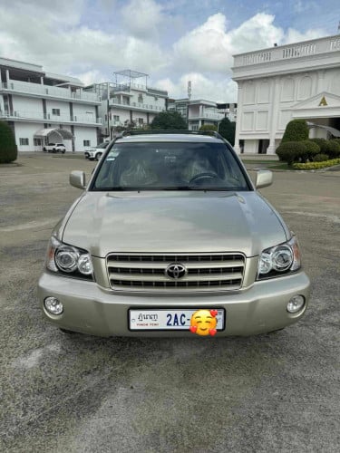 Highlander.2002 Fulloption ប៉ុង 1 . Limited