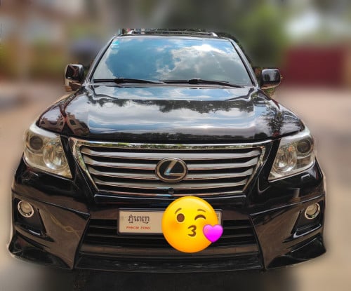 LX570 ខ្លាញ់គោ ម្ចាស់ដើមទី១ ជិះទើបបានជាង៨ម៉ឺនKm