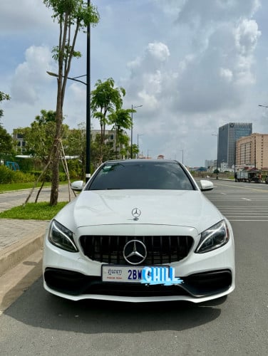 Mercedes-Benz C300 4 Matic