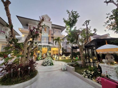 Queen Villa for Rent at Peng Borey Peng Huoth The Star Diamond