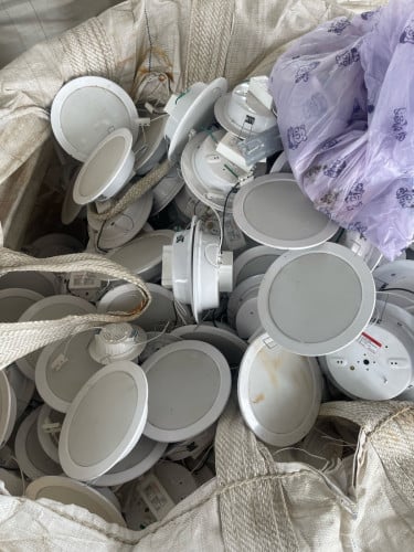 សម្ភារះសំណង់