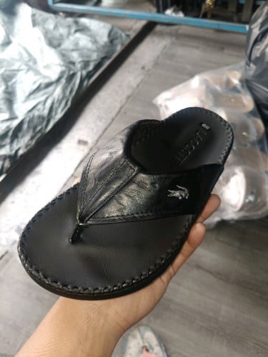 ស្បែកជើងម៉ូតូថ្មី មេីលល្អ ពាក់ស្រួល តំលៃសមរម្យ