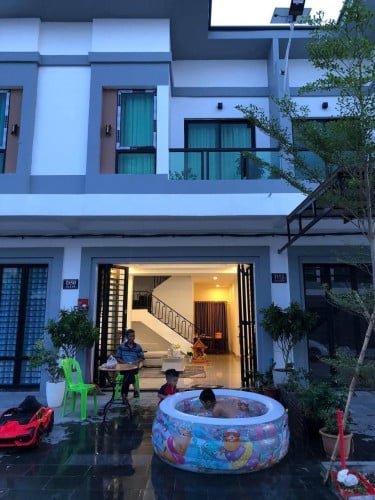 ផ្ទះជួលនៅព្រែកហូរ តាខ្មៅ