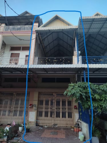 ផ្ទះលក់បន្ទាន់ $83,000 ចចារ