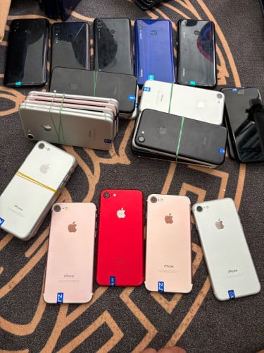 ទូរសព្ទសំណុំស៊ីនមិនជាប់អាយខ្លោចមួយទឹក 99% មួយទឹកស្រុកគេមាន 30 ដើមតម្លៃចាប់ពី 25 ដុល្លារទៅ 35 ដុល្លារ