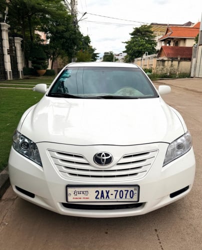 លក់ Camry LE ឡានស្អាត​ អត់បុក​អតច្រេះ​100%