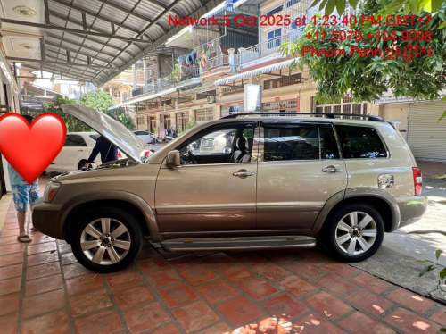 ឡានHighLander 04 V4សម្រាប់លក់​ ឡានអ្នកជិះរាល់ថ្ងៃ