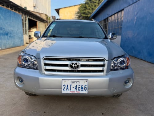 ឡានលក់ Highlander