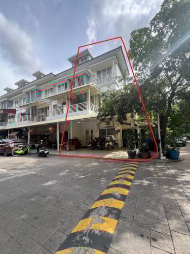 វីឡាកូនកាត់ LA សម្រាប់ជួលនៅបុរី ប៉េងហួត ស្ទឹងមានជ័យ