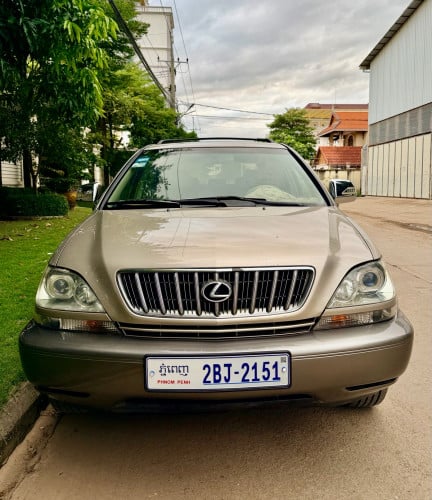 លក់ Lexus RX 300 ឡានស្អាត