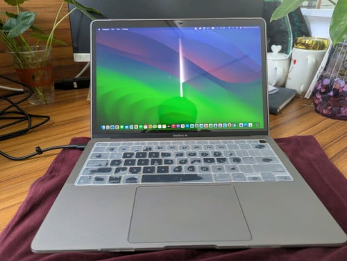 លក់​ Macbook Air 2020 M1 (499$)