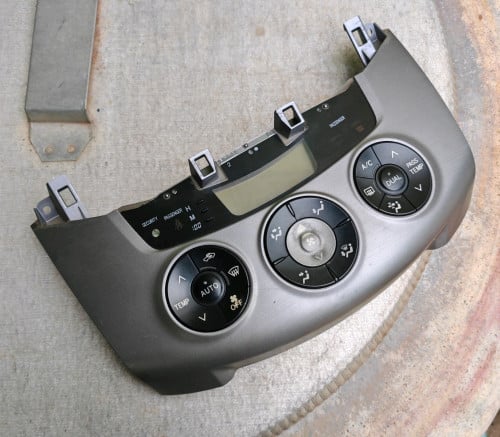 បញ្ជាម៉ាស៊ីនត្រជាក់ RAV4 2007