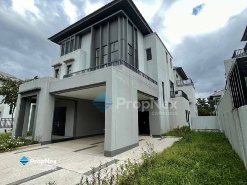 🏡 Corner Single Villa for Rent – Chip Mong 598