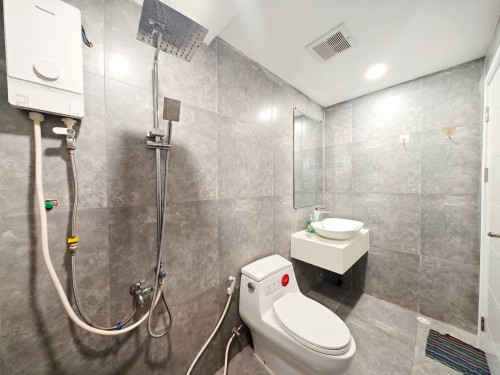 Brand New 2 Bedrooms Condo for Rent in Toul Kork area