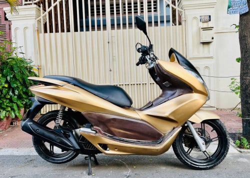 HONDA PCX 750$(125cc ,year 2010,from Japan)have ID 🪪 crad