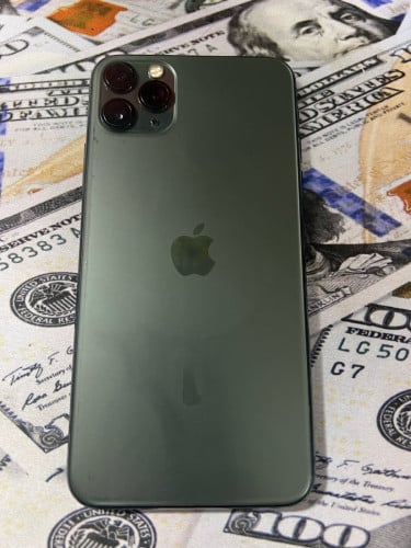 I phone 11 pro max / 256g / មានស្កេន / សុំណុំហ្សុីនទាំងអស់ លក់តំលៃក្រោមទីផ្សារនៅកម្ពុជា 235$ ដាច់