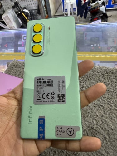 Infinix Hot50Pro Plus Ram8G Memory256G ក្រុមហ៊ុនសុីមពីរ មានឆ្នាំងសាក