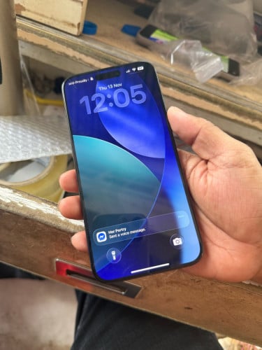 iPhone 15 pro max CH 256g