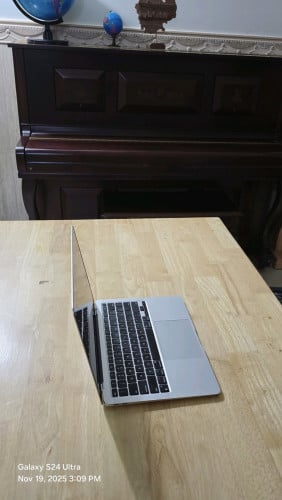 Macbook Air M1 Ram8 SSD256 99%