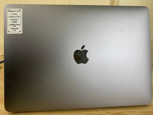 Macbook pro 2019 13.3 inch
