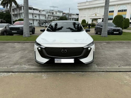 Mazda EZ6 2025 Top option