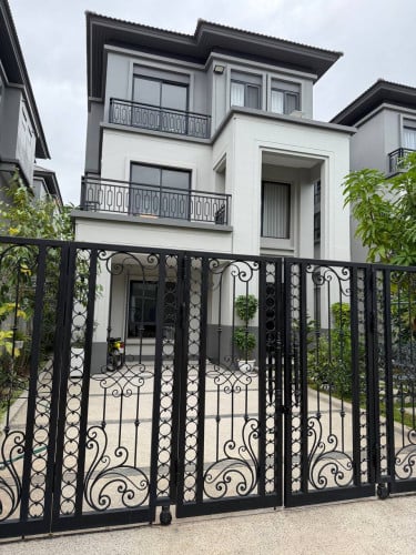 Very Urgent Sell Villa at Chip Mong 50m