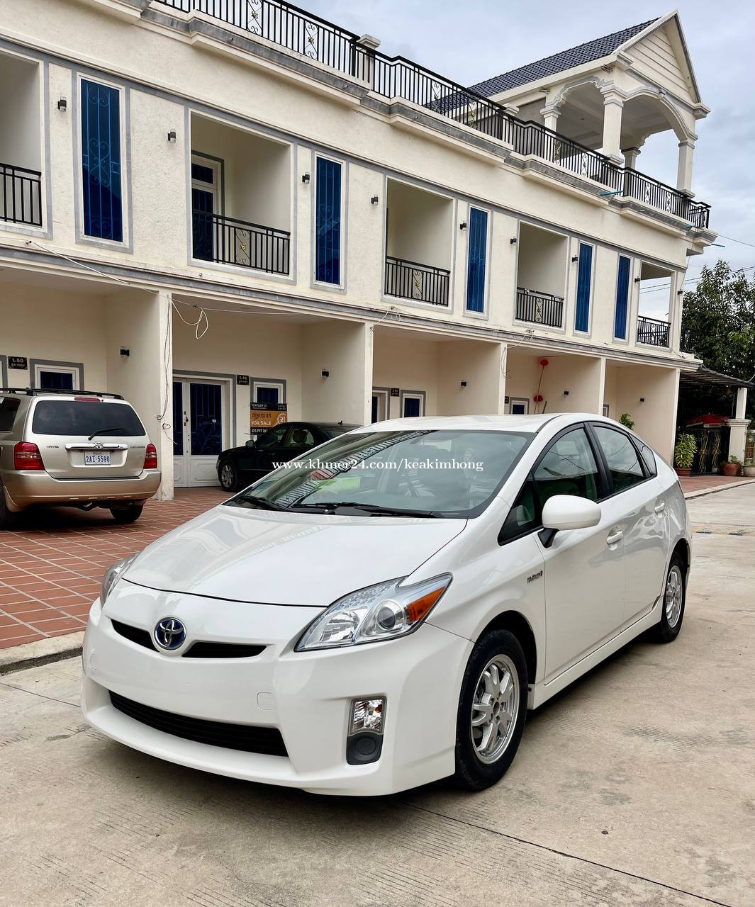 Prius 2011 Rmb Prius 2011 option 2 ក្រដាសពន្ធ price $17300.00 in Phnom Penh Thmei ...