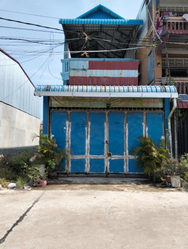 ផ្ទះសំរាប់លក់ក្រោយអុីអន៣